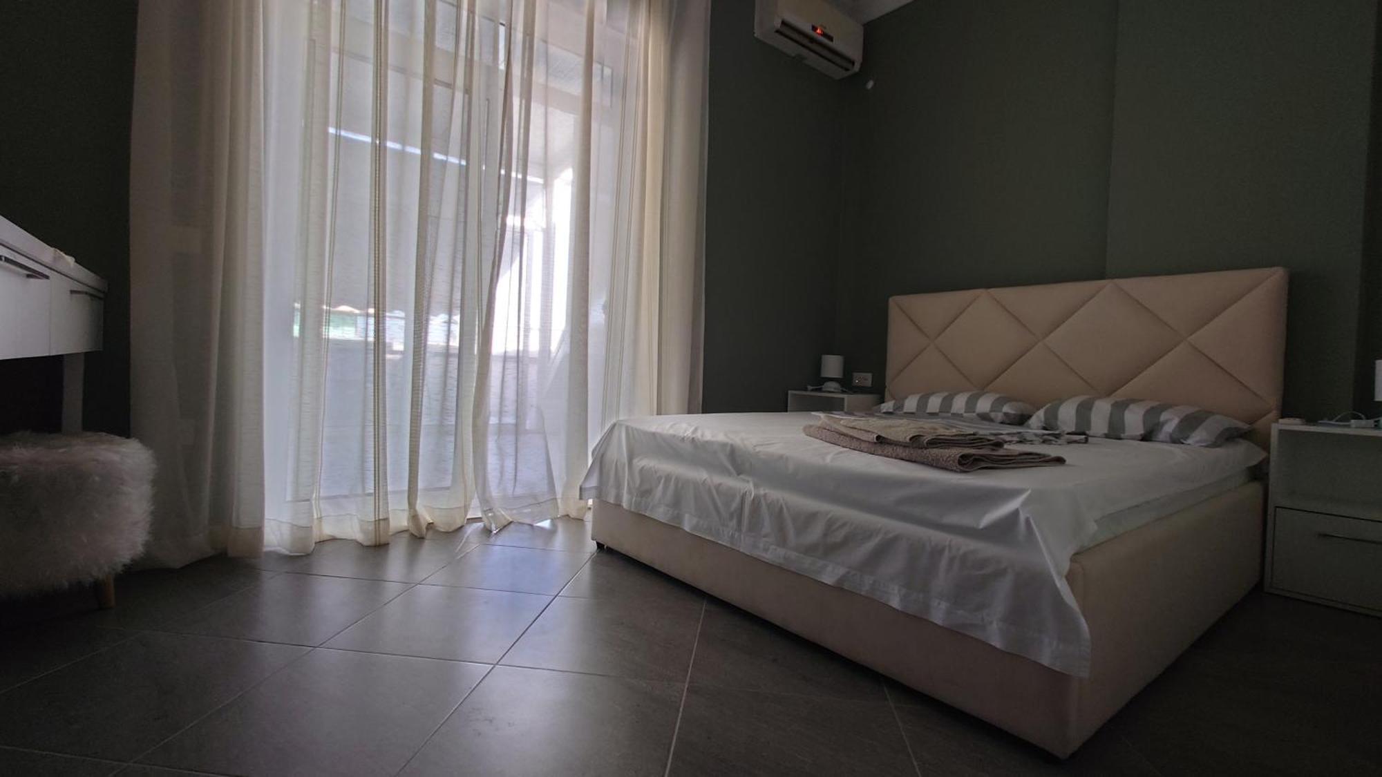 Giardino Alto Apartment ดูร์เรส ภายนอก รูปภาพ